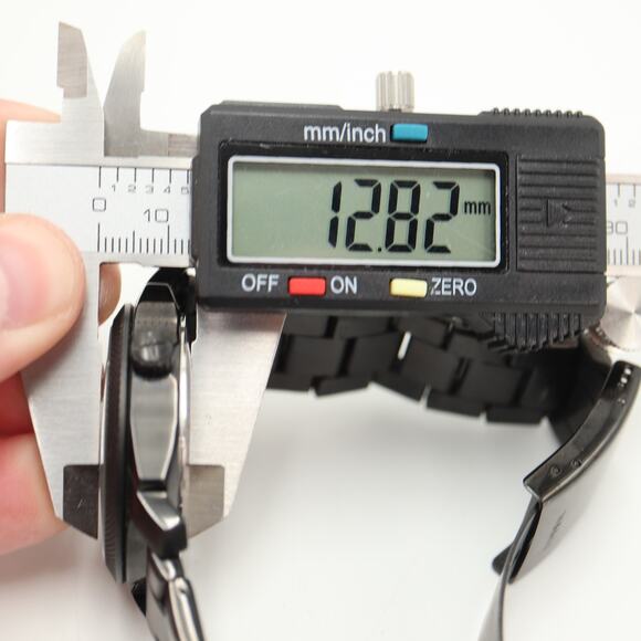 Fossil Machine Men's 42mm Date Watch FS5393 Black Stainless Steel w New Battery - Picture 3 of 11